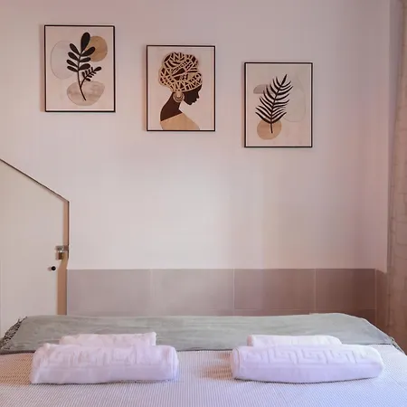 Casa *